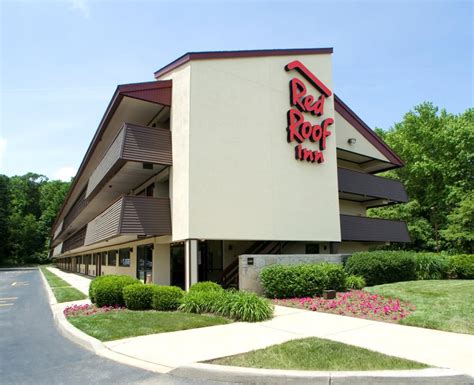 what time is check in at red roof inn|red roof inn age requirement.